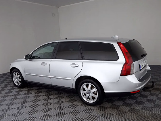 Volvo V50