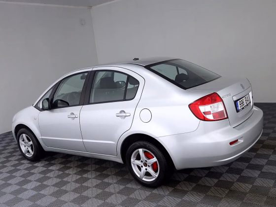Suzuki SX4