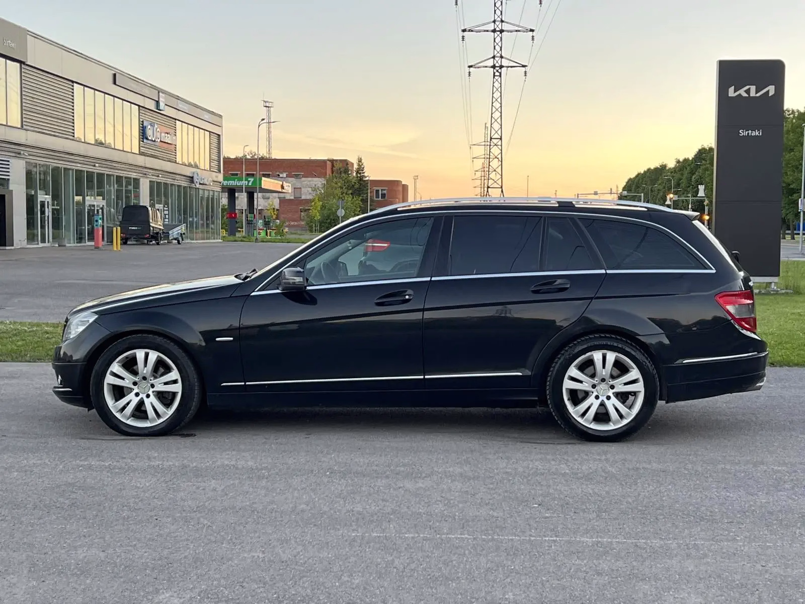 Mercedes-Benz C 220