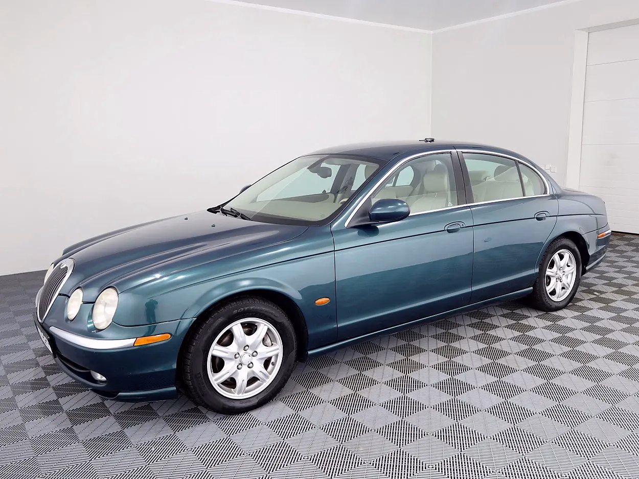 Jaguar S-Type