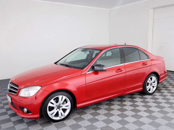 Mercedes-Benz C 220