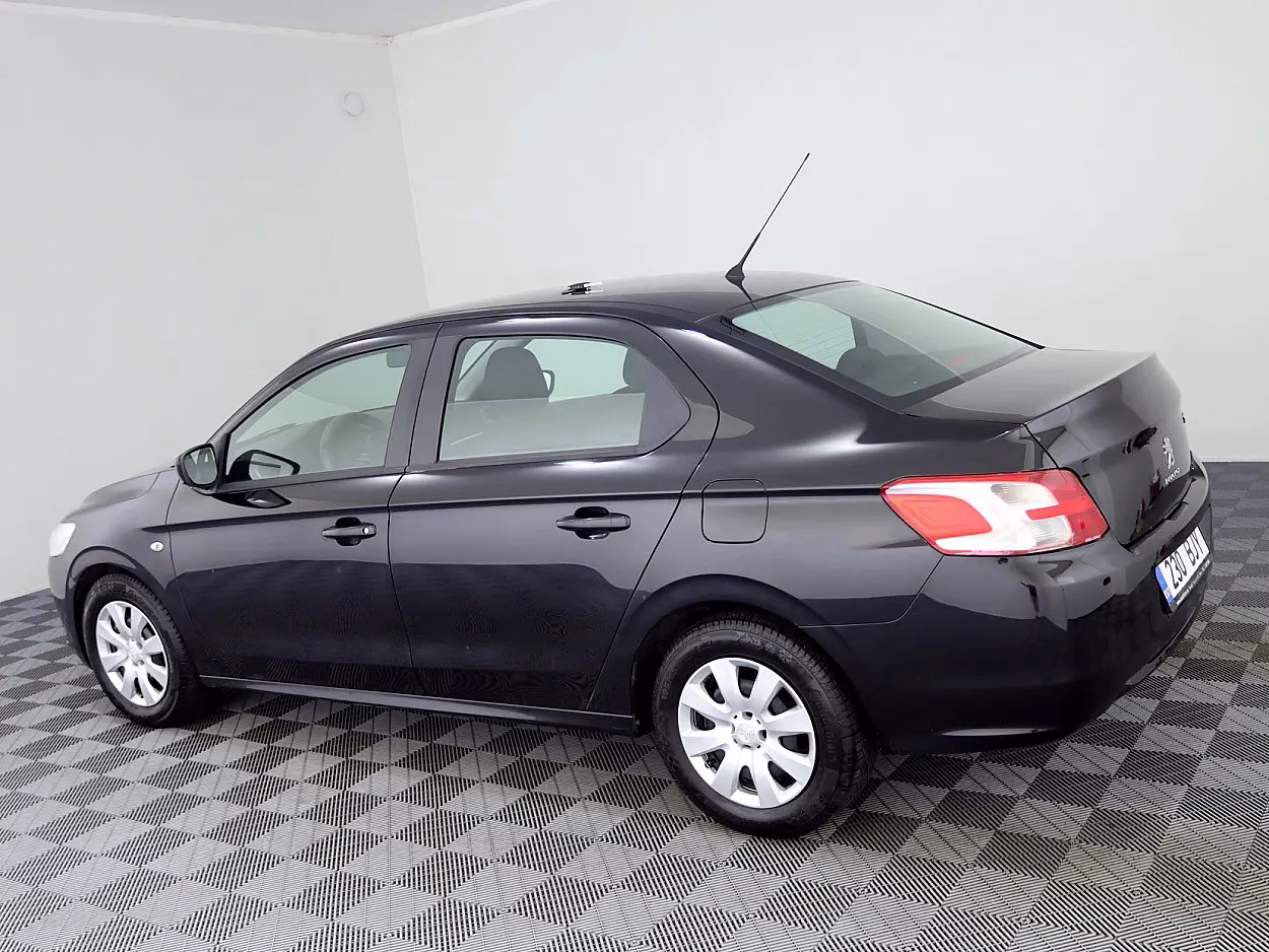 Peugeot 301