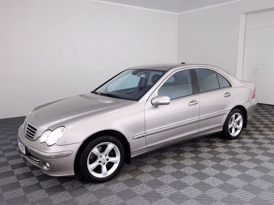 Mercedes-Benz C 200