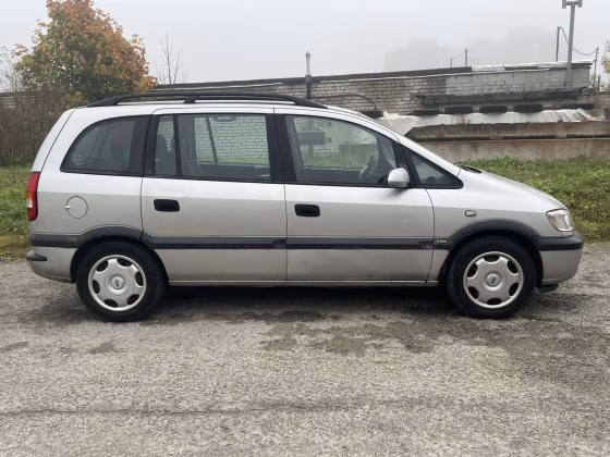 Opel Zafira