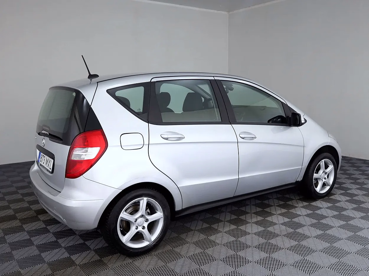 Mercedes-Benz A 160