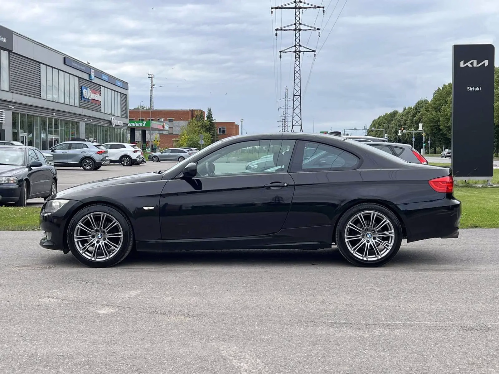 BMW 320