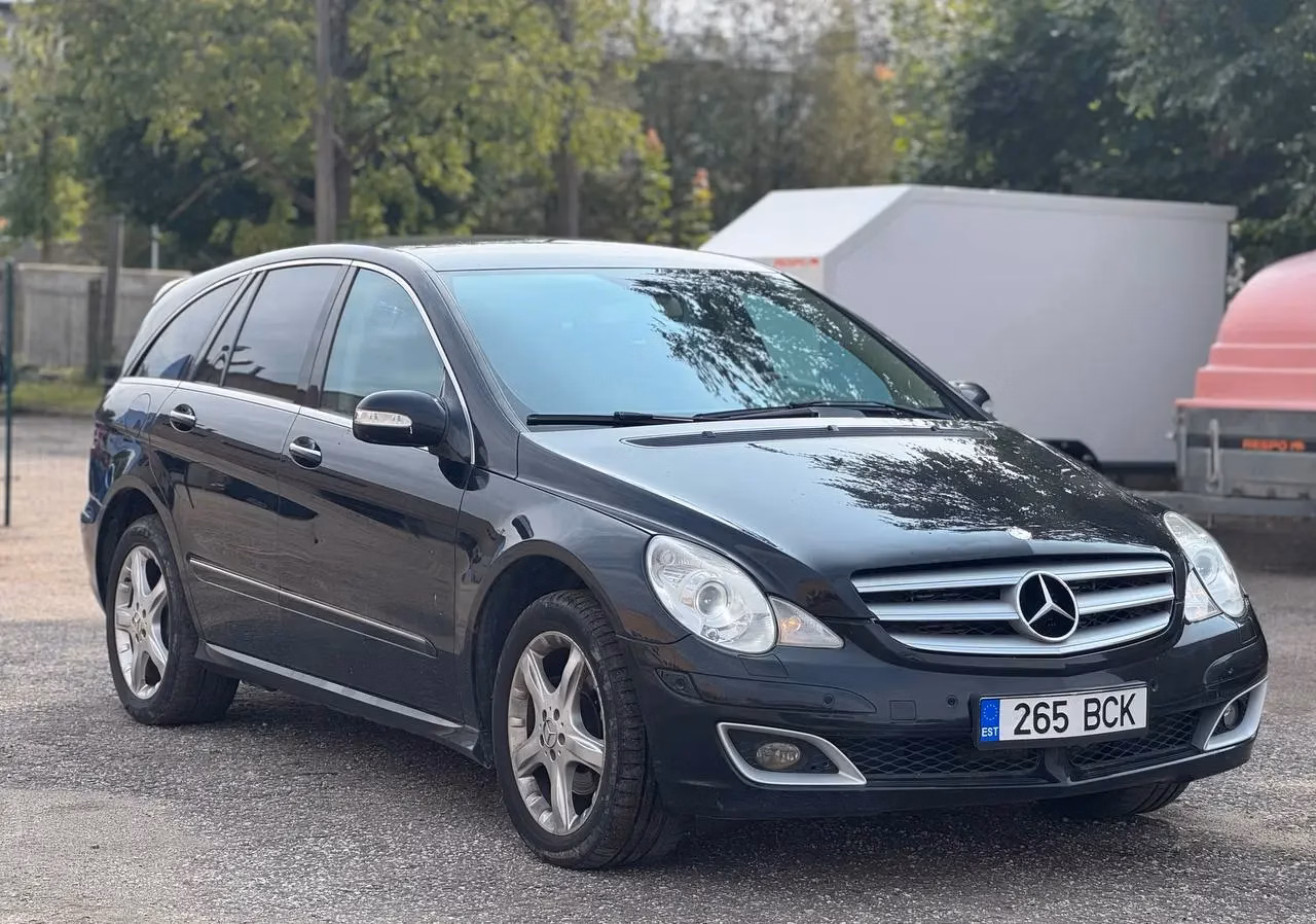 Mercedes-Benz R 320