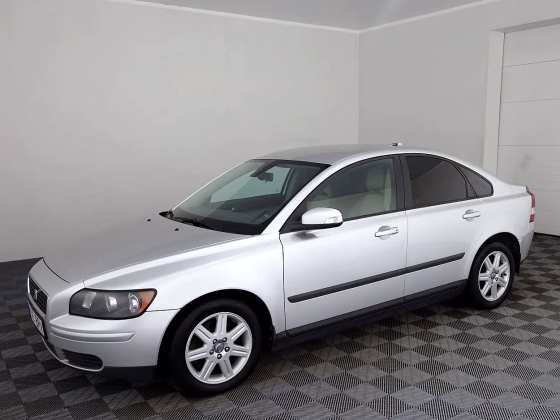 Volvo S40